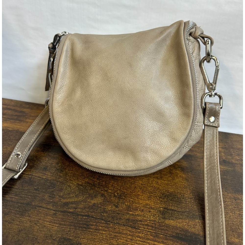 Sundance Leather Saddle Bag Crossbody Purse Taupe Made in Italy Boho Rounded - Picture 2 of 16